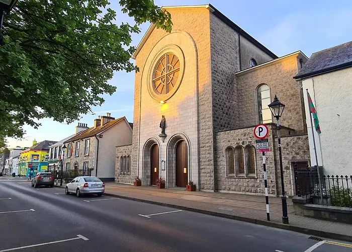 Сasa de vacaciones Town House Westport